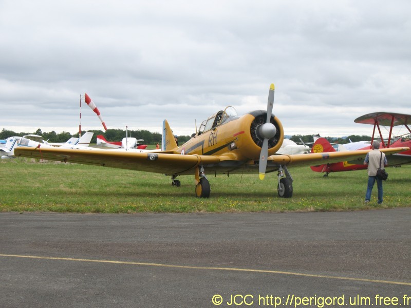North American T-6 Texan_4577.jpg